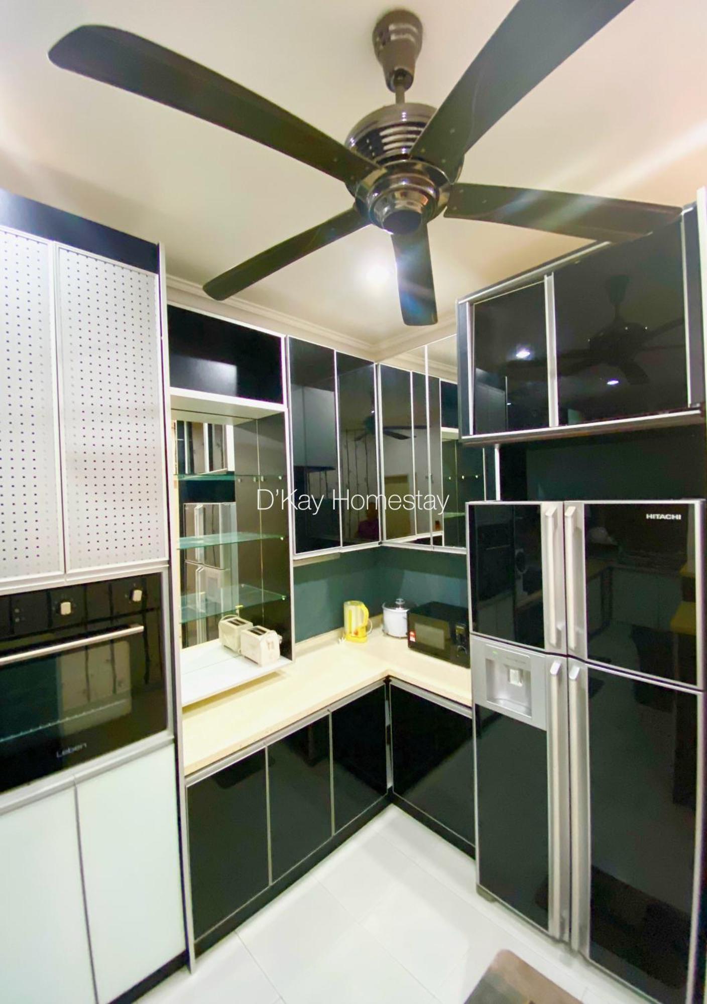 4 Bedrooms Homestay, Fully Aircond In Sendayan By D'Kay Homes I 10-15 Pax Seremban Exterior photo