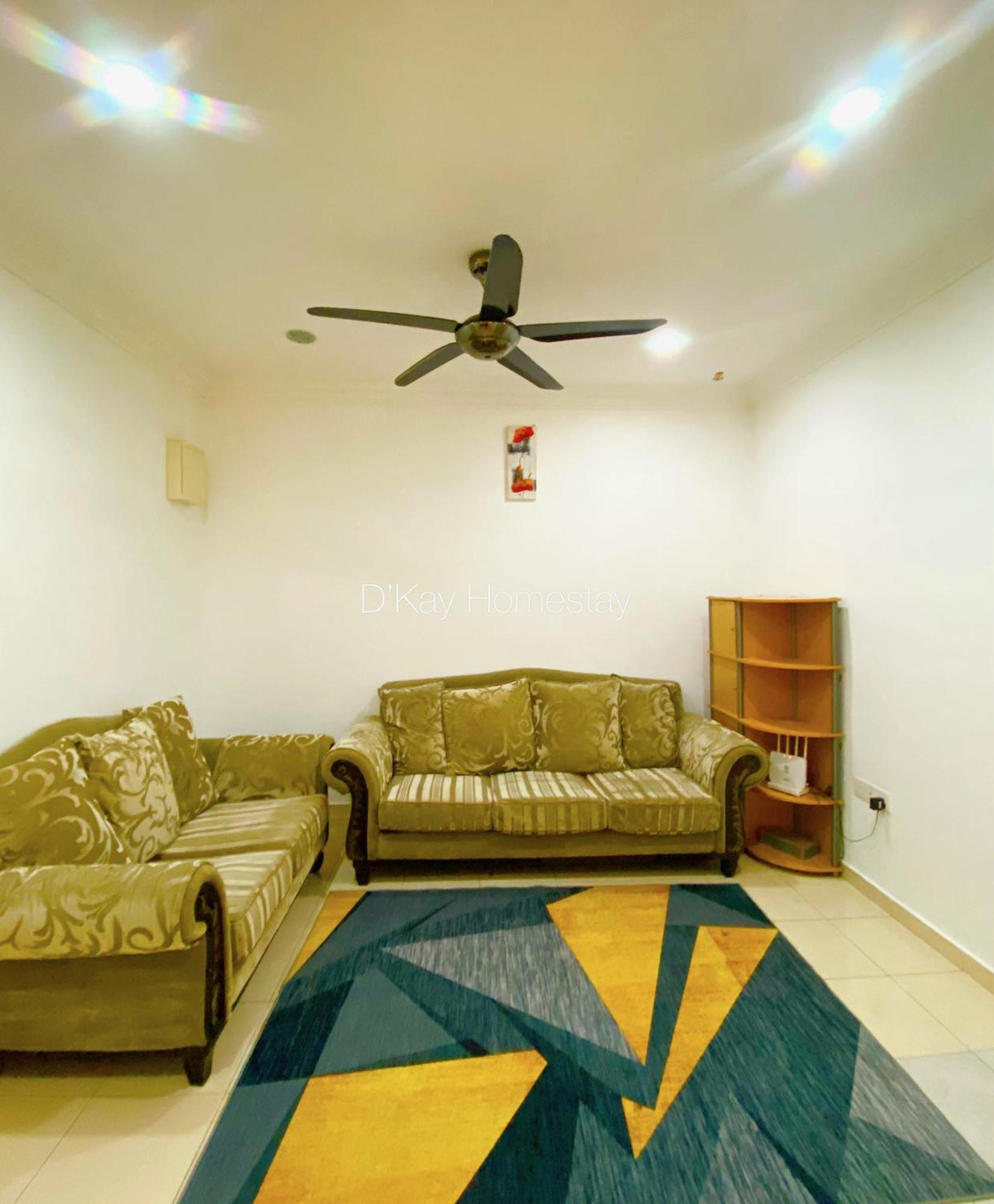 4 Bedrooms Homestay, Fully Aircond In Sendayan By D'Kay Homes I 10-15 Pax Seremban Exterior photo