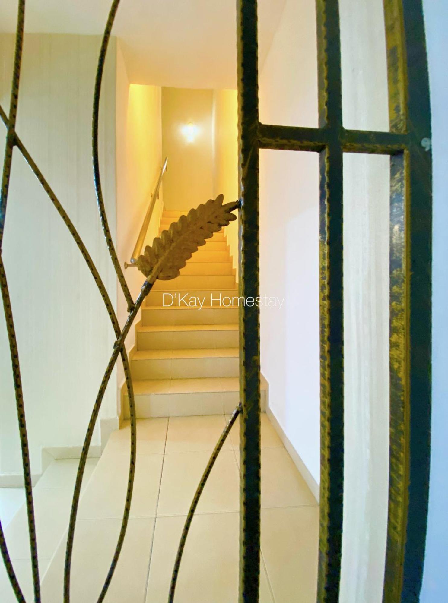 4 Bedrooms Homestay, Fully Aircond In Sendayan By D'Kay Homes I 10-15 Pax Seremban Exterior photo
