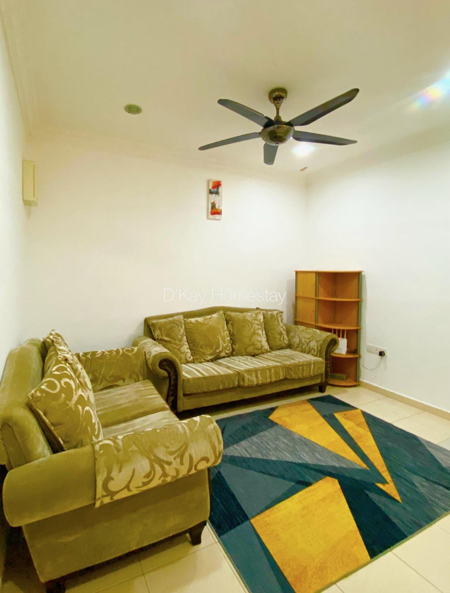 4 Bedrooms Homestay, Fully Aircond In Sendayan By D'Kay Homes I 10-15 Pax Seremban Exterior photo