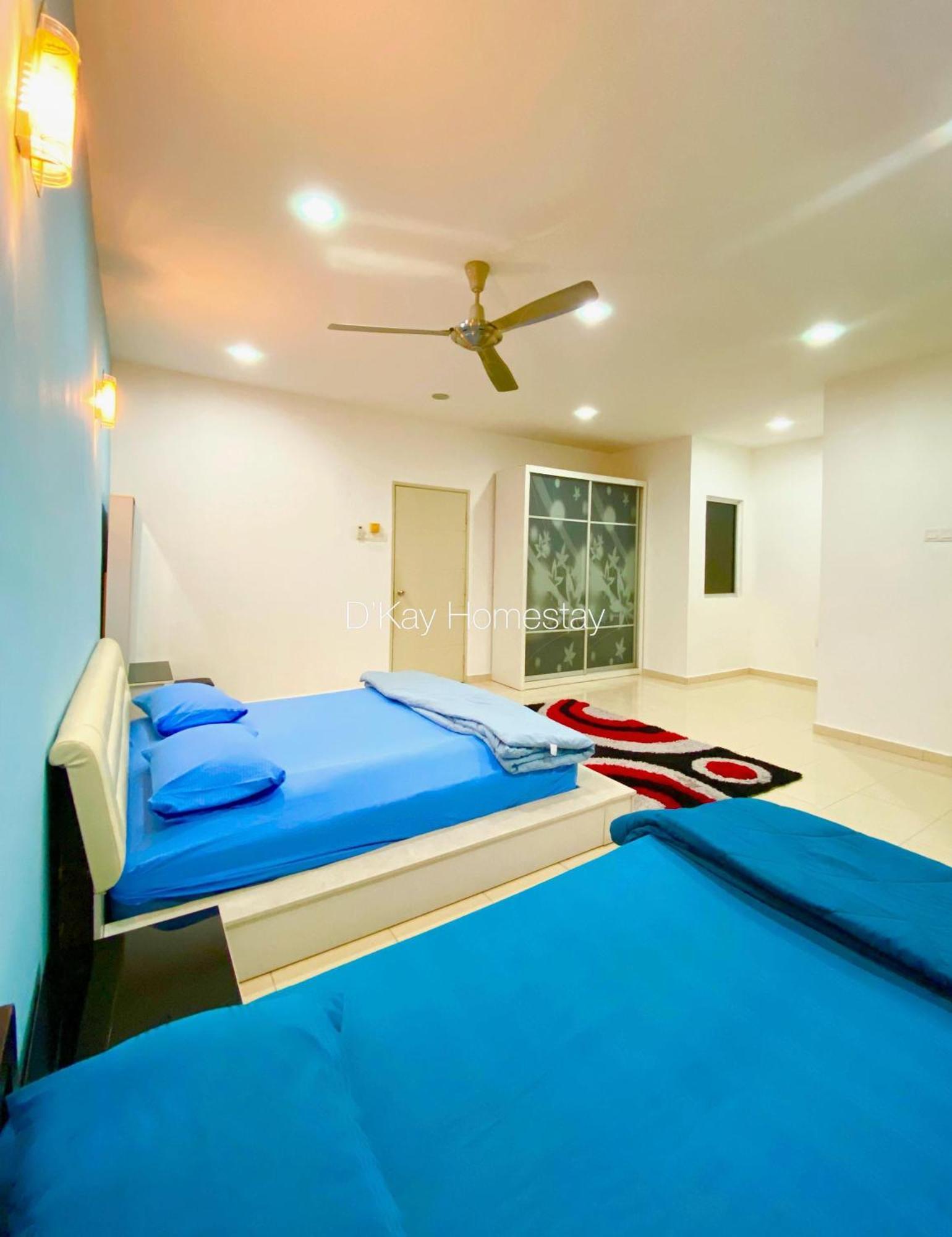 4 Bedrooms Homestay, Fully Aircond In Sendayan By D'Kay Homes I 10-15 Pax Seremban Exterior photo